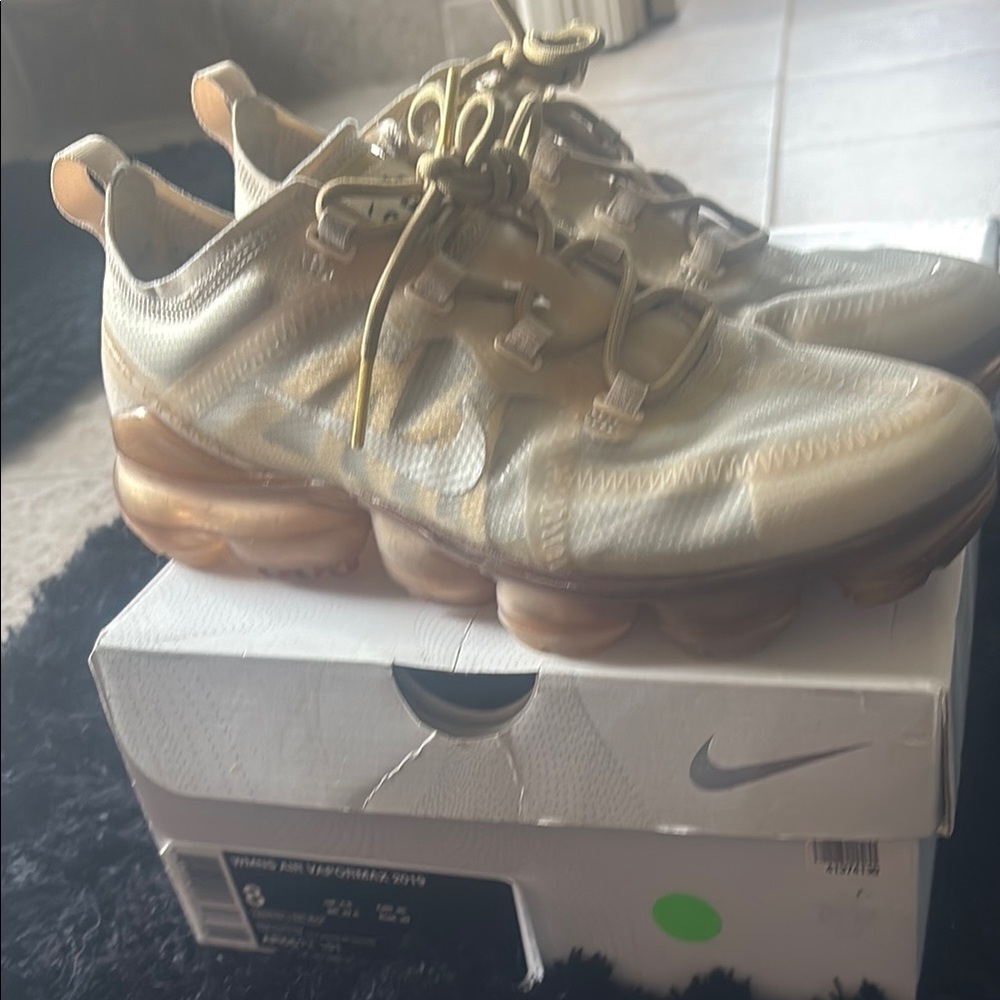 Nike Air VaporMax Flyknit Sneakers